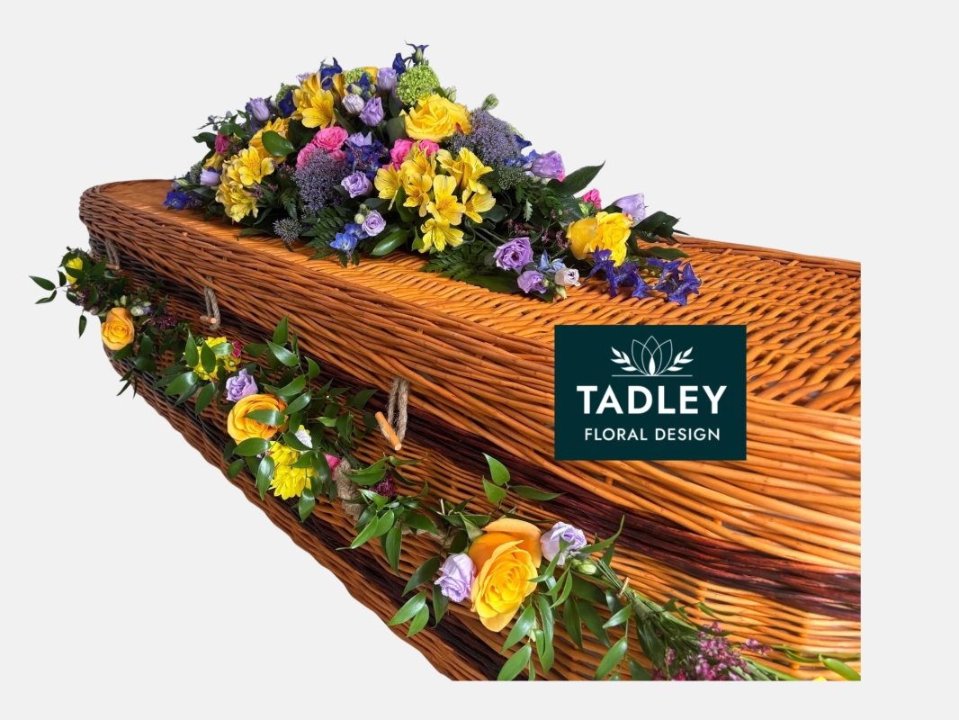 Country Coffin Spray 5' and Garland