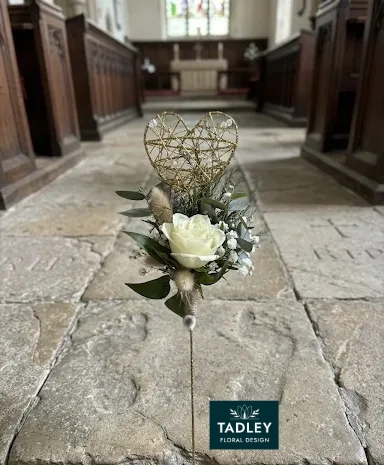 Flower Wand Gold Heart