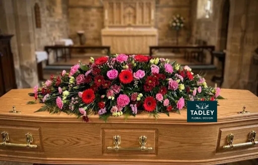 Red & Dark Pink Coffin Spray