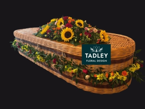 Coffin Spray Bright 4' With Garland