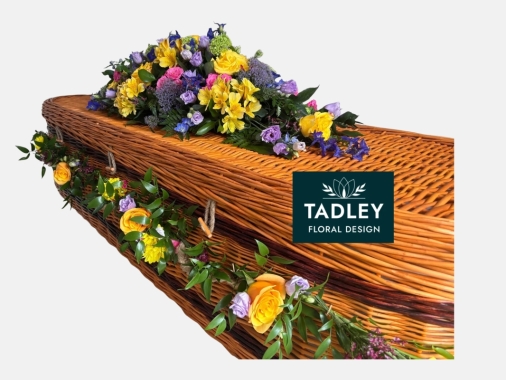 Country Coffin Spray 5' and Garland