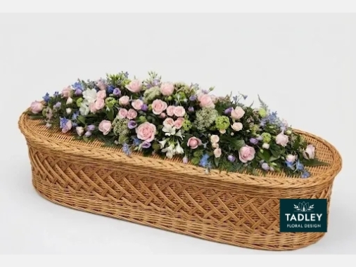 Country Pastel Coffin Spray 6'