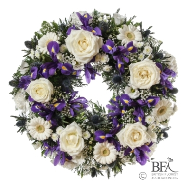 Country Wreath White & Purple